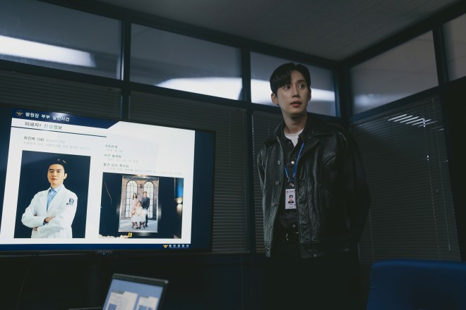 Amazon Original�w�U���̓��xPrime Video�œƐ�z�M���iC�jASTORY Co.,Ltd ?KT StudioGenie Co.,Ltd �iC�jENA 