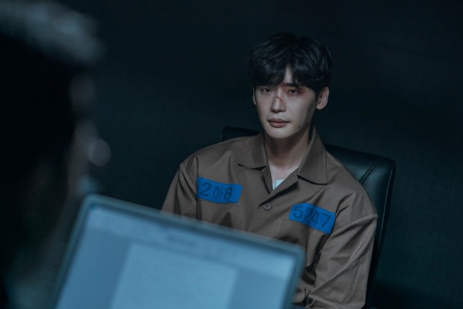 �w�r�b�O�}�E�X�x�f�B�Y�j�[�v���X �X�^�[�ɂēƐ�z�M�� 