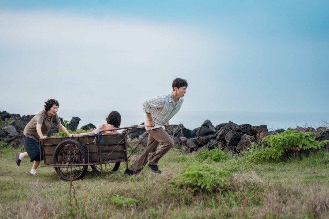 Netflix�V���[�Y�w�����ꂳ�܁x�Ɛ�z�M�� 