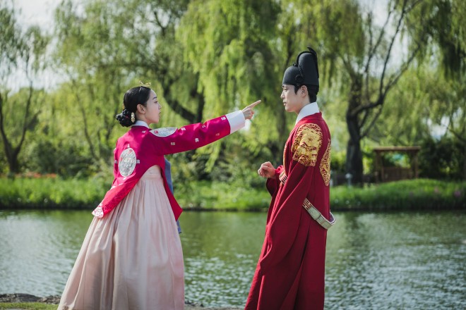 �w�N�m���@�`�����N�C�[��!?�`�x�iC�jSTUDIO DRAGON CORPORATION 