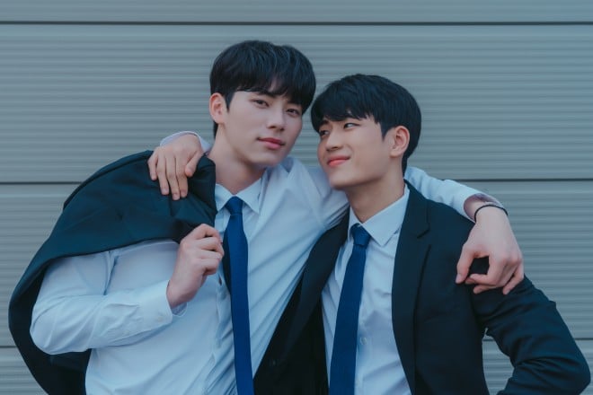 Netflix�V���[�Y�w�q�G�����L�[�x�Ɛ�z�M�� 