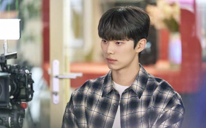 �w�o�j�[�Ƃ��Z���񂽂��xU-NEXT�ɂēƐ�z�M���iC�jKakao Entertainment Corp. All Rights Reserved 