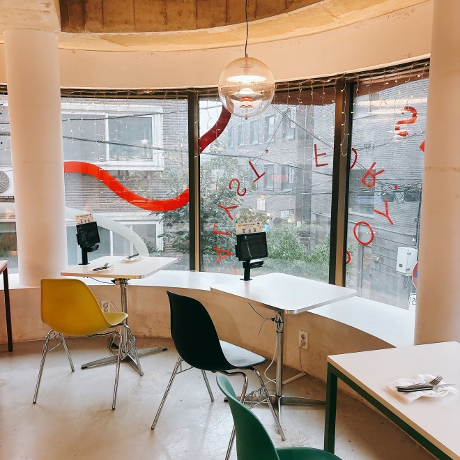 SECONDAIRE LIVE �i�B�e�F�񖓈��q�j