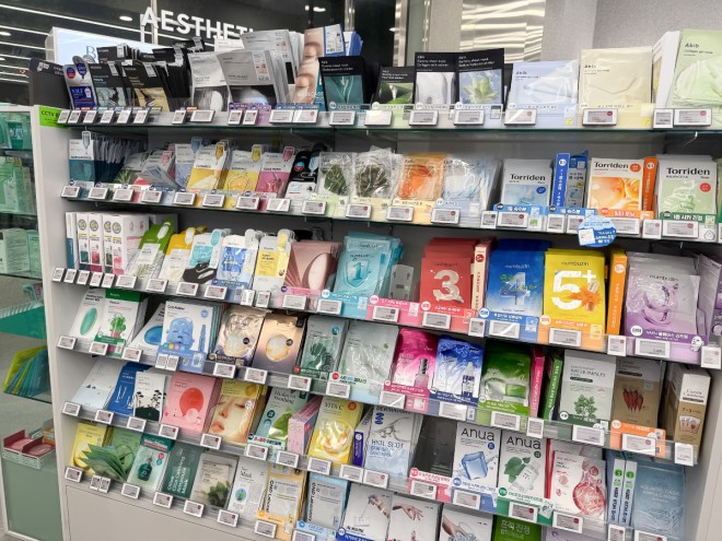 �X���ɕ��ԃt�F�C�X�p�b�N �B�e�F��ݐ^�R