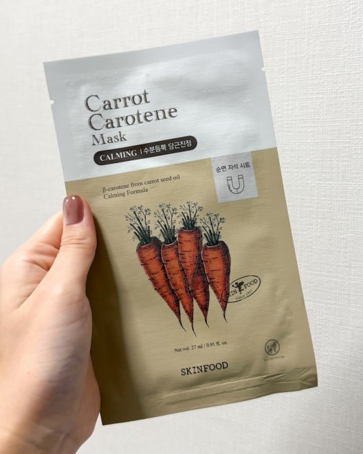 SKINFOOD�w�L�����b�g�J���e���}�X�N�V�[�g�x �B�e�F��ݐ^�R