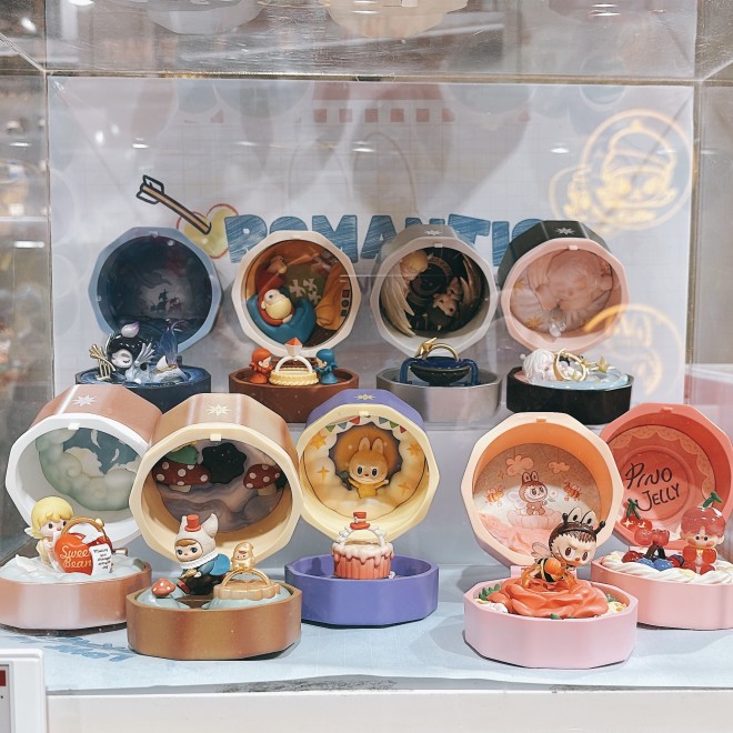 POP MART ���}���e�B�b�N�v���|�[�Y �V���[�Y4 �i�B�e�F�񖓈��q�j