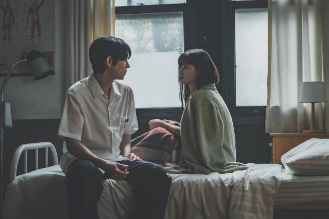 �w�e���Ȃ�X�x�f�B�Y�j�[�v���X�œƐ�z�M���iC�j2025 Tving & Studio Dragon All Rights Reserved 