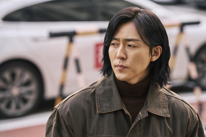 Netflix�V���[�Y�w���Ȃ����E�����x�Ɛ�z�M�� 