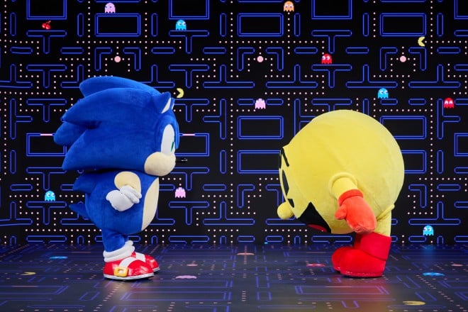 �i������j�\�j�b�N�A�p�b�N�}���i�ʐ^�^�ЎR�悵�� �iC�joricon ME inc.�j 