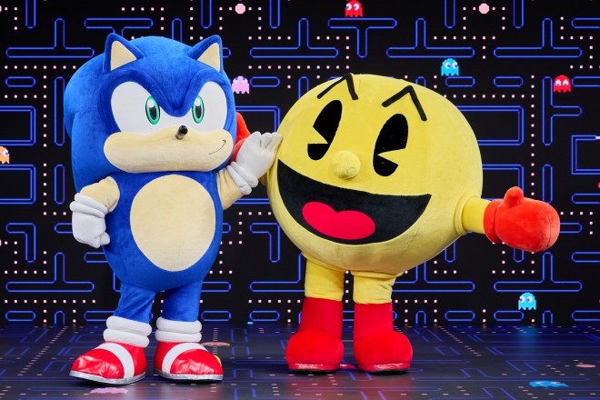 �i������j�\�j�b�N�A�p�b�N�}���i�ʐ^�^�ЎR�悵�� �iC�joricon ME inc.�j 