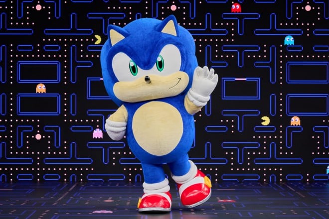 �\�j�b�N�i�ʐ^�^�ЎR�悵�� �iC�joricon ME inc.�j 