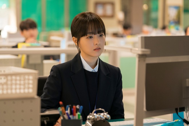 Netflix�V���[�Y�w���m�̃\�E���x�Ɛ�z�M�� 