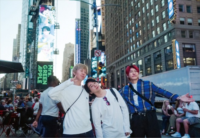 �wMGA MAGICAL 10 YEARS DOCUMENTARY FILM �`THE ORIGIN�`�x2025�N11��28�����J�iC�j2025 MGA Film Partners