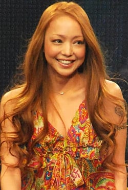 �����ޔ��b