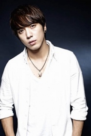 CNBLUE�w�Җ]��1st�A���o���������I��������V���ȃX�^�[�g�ց\�\�x