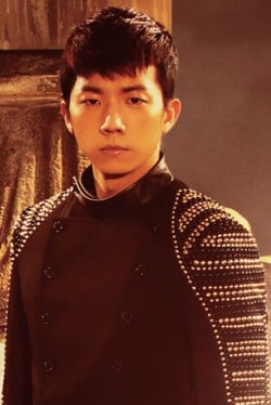 WOOYOUNG�i�E�����j