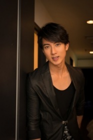 �E�[�Y�� SPECIAL INTERVIEW �gKEEP MOVING FORWARD�h ���܂��Ă���������@�`�������W���_��Y��Ȃ�