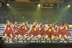AKB48グループ研究生コンサート推しメン早い者勝ち Amazon.co.jp: AKB48グループ研究生コンサート ～推しメン早い者