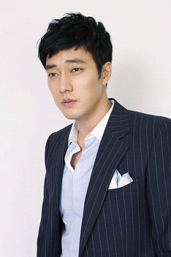 �\�E�W�\�u