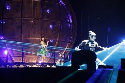 ���ŃW���[�J�[�Ƒΐ�