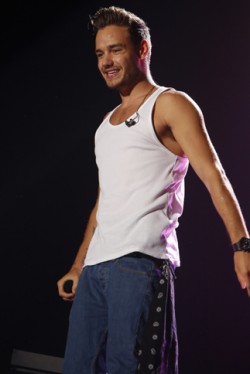 ���A���E�y�C��