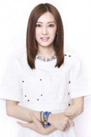 �k��i�q �w���̖��ɂ͖����q�͏o�Ă��Ȃ��i�΁j�x