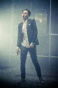 �`�����E�O���\�N