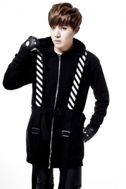 J-HOPE�i�W�F�C�z�[�v�j