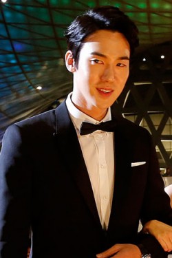 ���E�����\�N