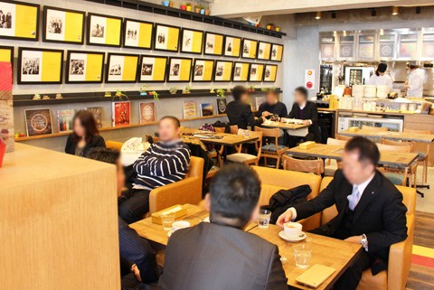 TOWER RECORDS CAFE \QX