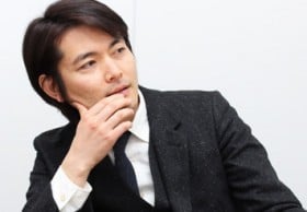 �Ñ�Ǒ��C���^�r���[�w�ł��Ȃ��������Ƃɂ��ܒ��킵�Ă���x