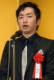 �g�w�Ήԁx����Ȃ��h�ق��A�H�c�\� �|�l�畉���̃L�����ɒ���