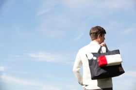 ���E�Ɍւ�W�[���Y�u�����h�̒m���Ɩ��͂��l�܂�����ʂ̈�i�@�g������X���[�J�[�h�̂��߂̃g�[�g�o�b�O�a���I