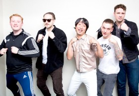 �u����Ă��́g�O���[�o���|�l�h�ւ̓��v�p���l�C�o���h�Ɂg���J�`�R�h�l�^�͒ʗp����̂��H