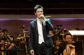 ���Ђ�݁A�f�r���[�ȗ����̃t���I�[�P�X�g���R���T�[�g��3��13����WOWOW�ŕ����I