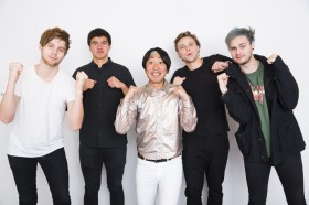 �l�C�o���h�E�t�@�C���E�Z�J���Y�E�I�u�E�T�}�[�ɂ���Ă��́g���J�`�R�h�l�^�͒ʗp����̂��H