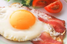 ���Ȃ��̂������́H�@�ڋʏĂ��̐H�ו������L���O