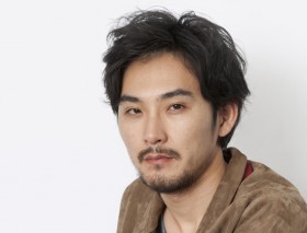 ���c�����C���^�r���[�w�֌W�������Ƒ��q����j���m�ɂȂ��Ă����x