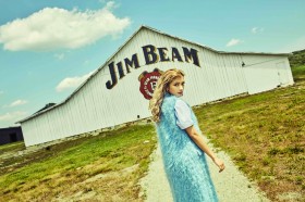 ���[���A�L���A�[�g�f�B���N�^�[�ɏ�����I�@�g���ENo.1�h�o�[�{���w�W���r�[���x�̓`�������j��\��