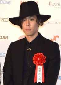 �o�D�A�C�O�\���A�f�挀���c���˂Ԃ蔭������RADWIMPS�E��c�m���Y