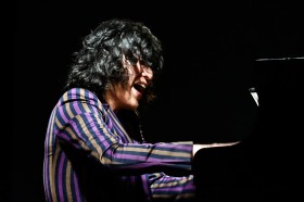 �y���ȃg�[�N��������I�s�A�j�X�g�E���ːM��A���l�ň����̃p�t�H�[�}���X �woricon Sound Blowin�f in YOKOHAMA�x