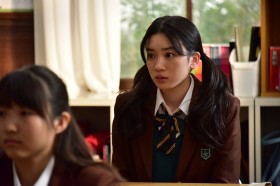 �i����A�B�e����Ŗ��������l�C����������ʉ��ւ̃v���b�V���[