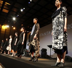 ���f�U�C�i�[�̃t�@�b�V�������W���@TOKYO FANTASHION