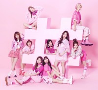 TT�|�[�Y�Ől�C�I TWICE�����{�f�r���[�Łu�K���o���}�X!!�v