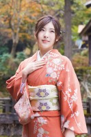 �⍲����A���̉̎�Ƃ��Ắg���݊��h���߂�