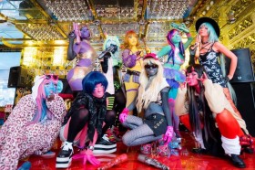 �b��́g�ِF���M�����h�Ɍ���A�J��Ԃ��M���������@�}�����ꂽ��������������i��