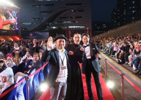 ��22�񊘎R���ۉf��Ձw�؍��X�^�[�s�݁A���݊�����������{�f��x