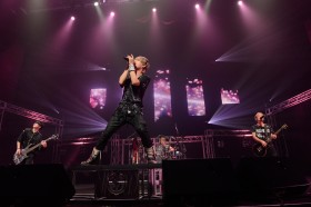 アイム ア ビリーバーの歌詞 Spyair Oricon News