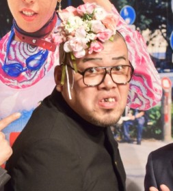 �T�ᖳ�l�̖쐫���e�E�������[���g�e���r�T�C�Y�h�Ɏ��܂������P�Ƃ́H