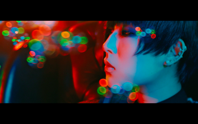 米津玄師に岡村靖幸、コラボで話題のラップシンガーDAOKOの正体とは